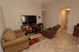 1523 NW 158th Ave, Pembroke Pines, FL 33028 - Photo 6