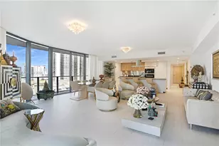1000 Brickell Plaza, Miami, FL 33131 - Photo 6