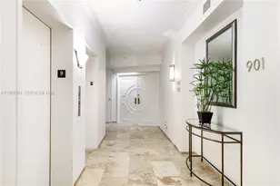 300 South Pointe Dr, Miami Beach, FL 33139 - Photo 26