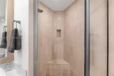 300 S Pointe Dr #907, Miami Beach, FL 33139 - Photo 50