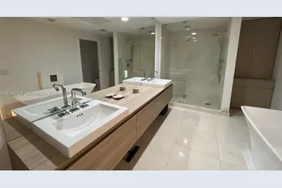 17301 Biscayne Blvd #206, North Miami Beach, FL 33160 - Photo 8