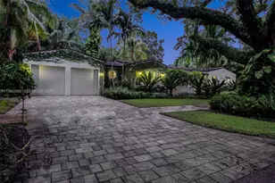 9105 NE 5th Ave, Miami Shores, FL 33138 - Photo 2
