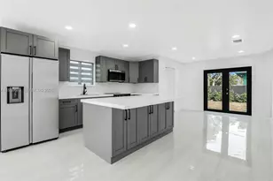 528 NW 3rd Ct, Hallandale Beach, FL 33009 - Photo 4