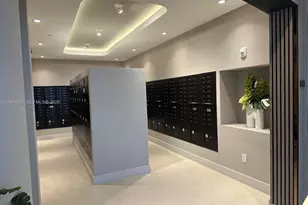 700 NE 24th St, Miami, FL 33137 - Photo 8