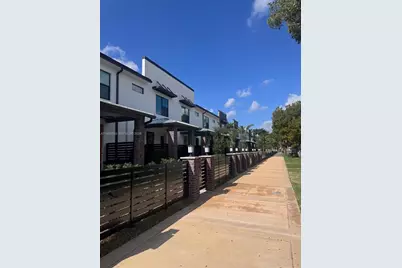 750 NW 82nd Ter #750, Plantation, FL 33324 - Photo 2