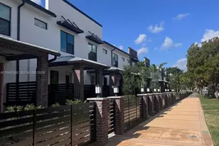 750 NW 82nd Ter, Plantation, FL 33324 - Photo 2