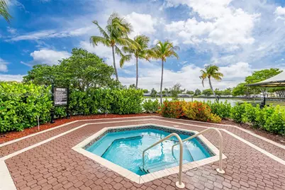 2590 SE 7th Pl, Homestead, FL 33033 - Photo 40