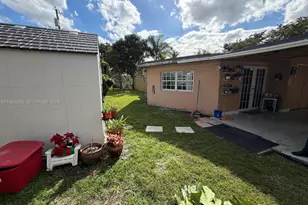 5365 W 14th Ln, Hialeah, FL 33012 - Photo 18