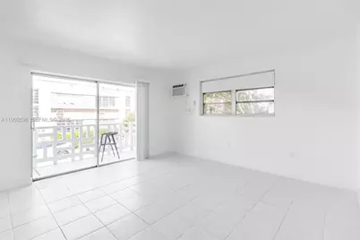 710 11th St #5, Miami Beach, FL 33139 - Photo 2