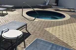 60 SW 13th St, Miami, FL 33130 - Photo 16