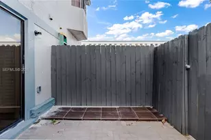 12065 SW 18th St, Miami, FL 33175 - Photo 16