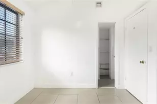 12065 SW 18th St, Miami, FL 33175 - Photo 18