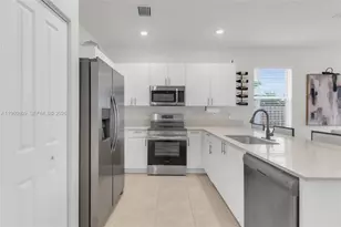 16264 SW 292nd St, Homestead, FL 33033 - Photo 10