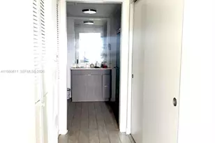 321 NE 26th St, Miami, FL 33137 - Photo 10