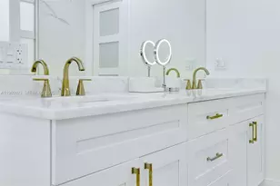 1050 SE 5th Ct, Pompano Beach, FL 33060 - Photo 20