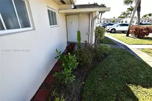 2672 E Emory Dr, West Palm Beach, FL 33415 - Photo 28