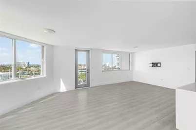 7135 Collins Ave #1025, Miami Beach, FL 33141 - Photo 6