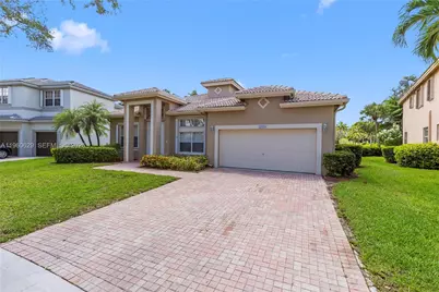 17036 NW 15th St, Pembroke Pines, FL 33028 - Photo 4