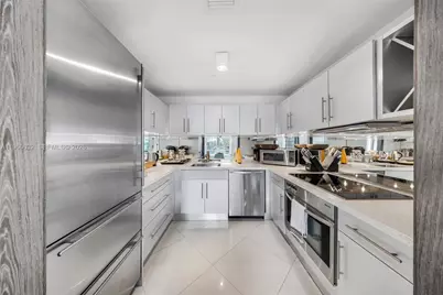 1250 Ocean Dr #2K, Miami Beach, FL 33139 - Photo 8