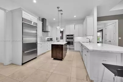 8020 SW 62nd Ave, Miami, FL 33143 - Photo 6