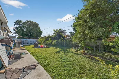 20 NE 215th St, Miami Gardens, FL 33179 - Photo 18