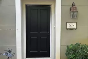 678 Fern St, West Palm Beach, FL 33401 - Photo 2