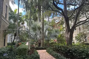 678 Fern St, West Palm Beach, FL 33401 - Photo 4