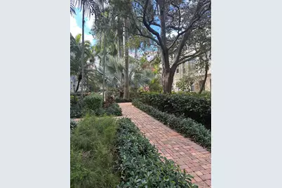 678 Fern St, West Palm Beach, FL 33401 - Photo 6