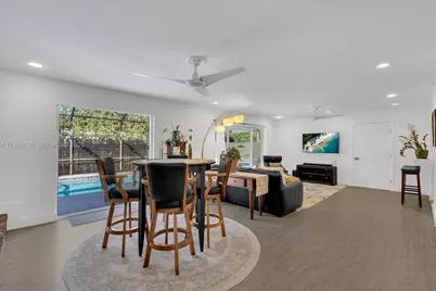 8100 SW 92nd Ct, Miami, FL 33173 - Photo 6