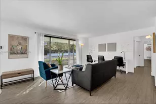 8100 SW 92nd Ct, Miami, FL 33173 - Photo 4