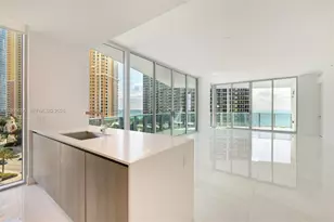17550 Collins Ave, Sunny Isles Beach, FL 33160 - Photo 4