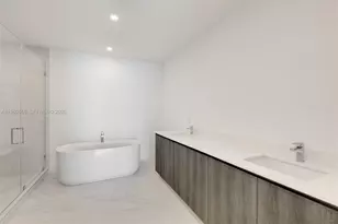 17550 Collins Ave, Sunny Isles Beach, FL 33160 - Photo 10