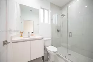 10366 NW 68th Terrace, Doral, FL 33178 - Photo 34