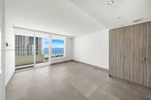 400 South Pointe Dr, Miami Beach, FL 33139 - Photo 14
