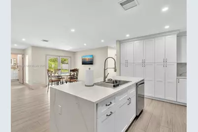 9960 NW 23rd St #Room Rental, Coral Springs, FL 33065 - Photo 20