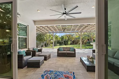1341 NE Langford Ln, Jensen Beach, FL 34957 - Photo 16