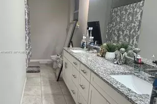 9042 E Broad Cir, Labelle, FL 33935 - Photo 12