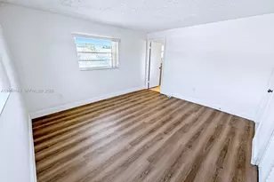 3041 N 74th Ave, Hollywood, FL 33024 - Photo 14