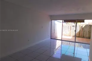 14211 Kendale Lakes Cir, Miami, FL 33183 - Photo 8