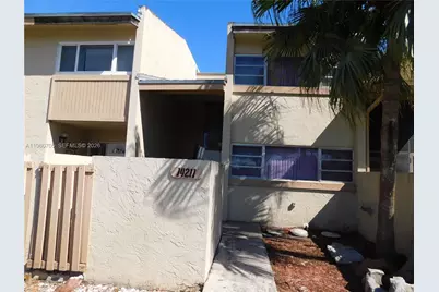 14211 Kendale Lakes Cir #14211, Miami, FL 33183 - Photo 1