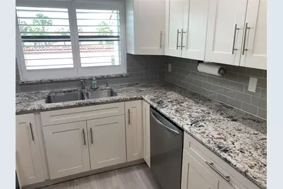 6102 SE Landing Way #14, Stuart, FL 34997 - Photo 8