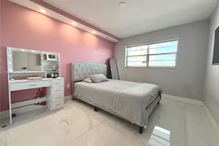 1770 NE 191st St, Miami, FL 33179 - Photo 10