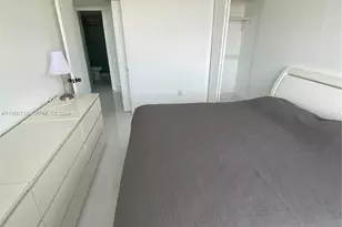 2780 NE 183rd St, Aventura, FL 33160 - Photo 6