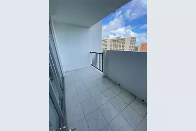 2780 NE 183rd St #909, Aventura, FL 33160 - Photo 14