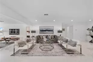 224 E Acre Dr, Plantation, FL 33317 - Photo 8