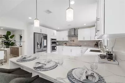 224 E Acre Dr, Plantation, FL 33317 - Photo 12