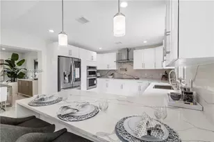 224 E Acre Dr, Plantation, FL 33317 - Photo 12