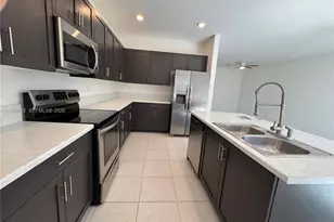 1110 SE 27th Terrace, Homestead, FL 33035 - Photo 12
