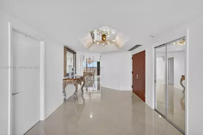 2000 Island Bl #1109, Aventura, FL 33160 - Photo 20