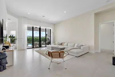 3502 Ashwood Cir N, Hollywood, FL 33312 - Photo 4